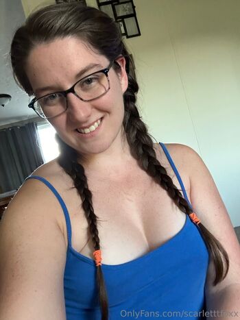 scarletttfoxx